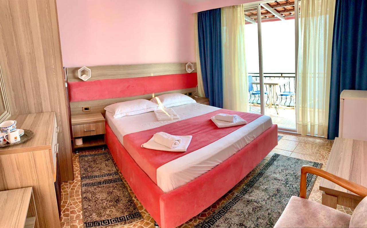 Hotel Odhisea Qeparo Esterno foto