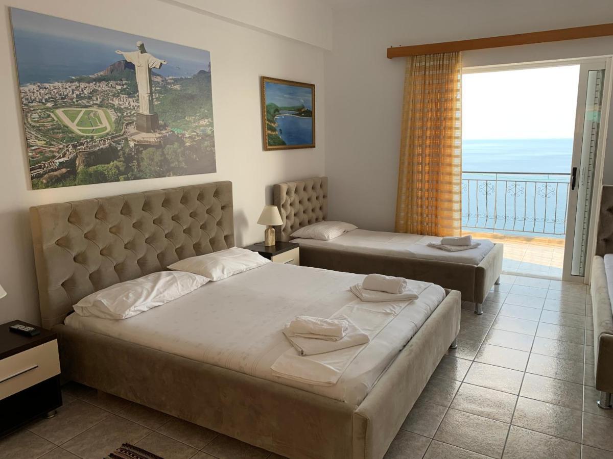 Hotel Odhisea Qeparo Esterno foto